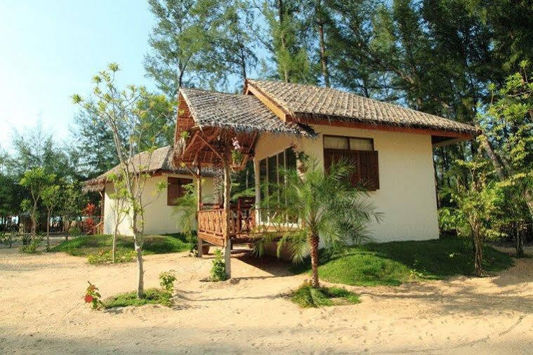 Hapla Beach Cottage Koh Kho Khao Island Exterior foto